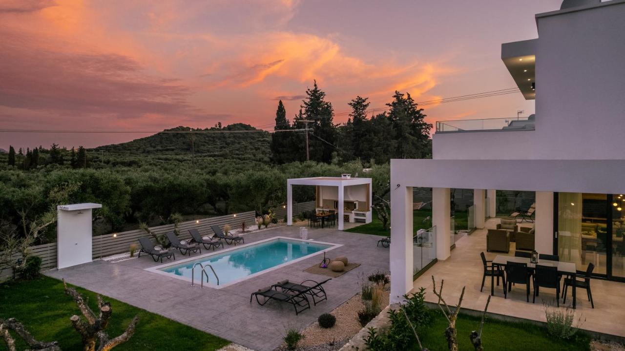 Valentino Luxury Villa Plános エクステリア 写真