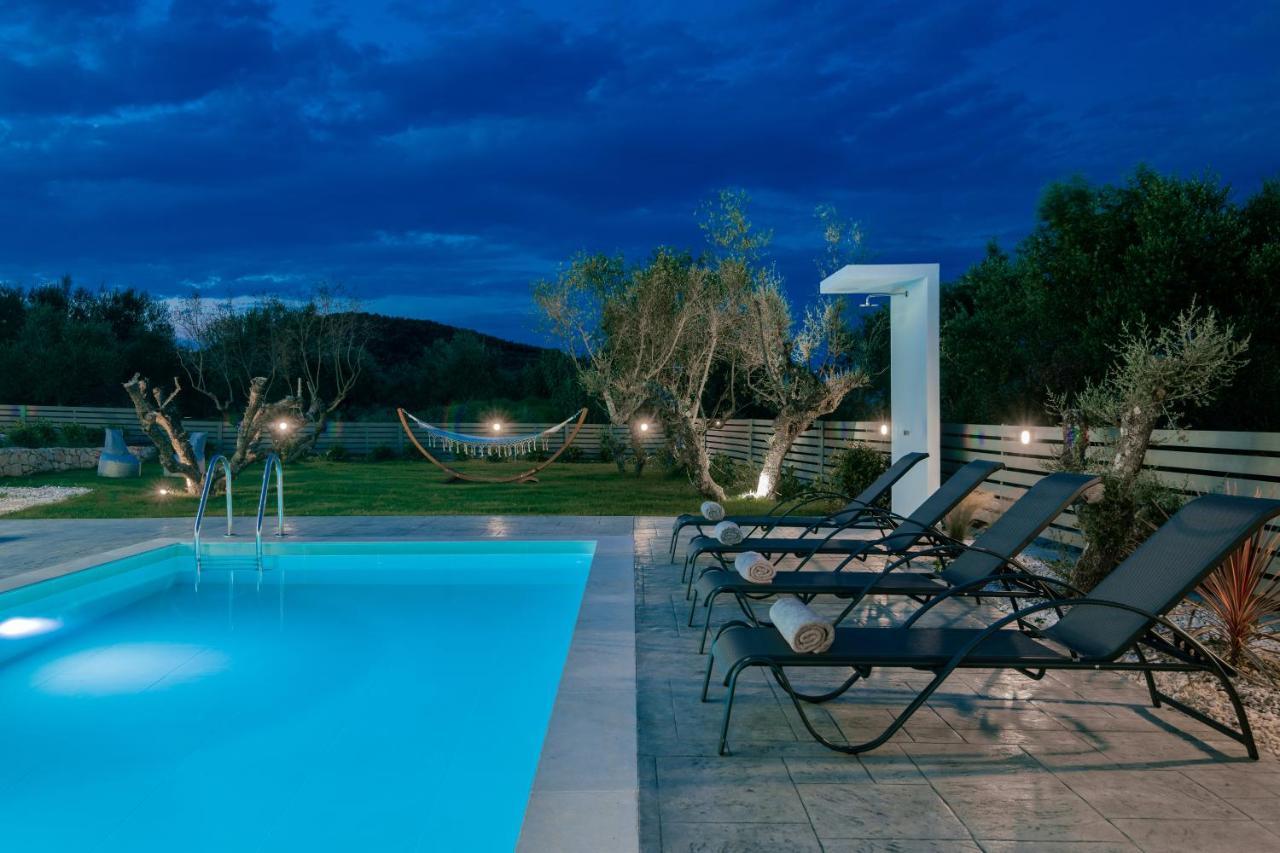 Valentino Luxury Villa Plános エクステリア 写真