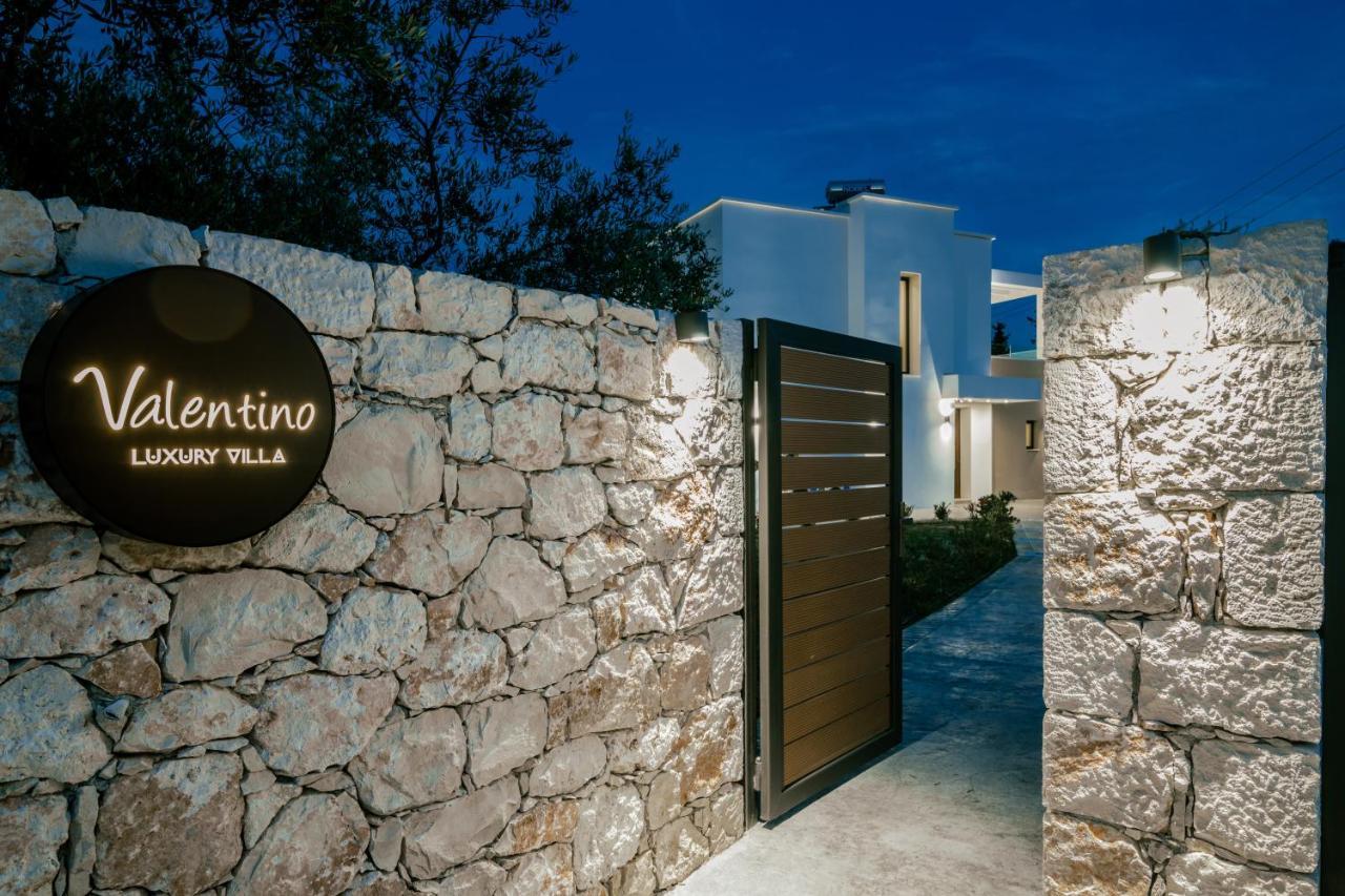 Valentino Luxury Villa Plános エクステリア 写真