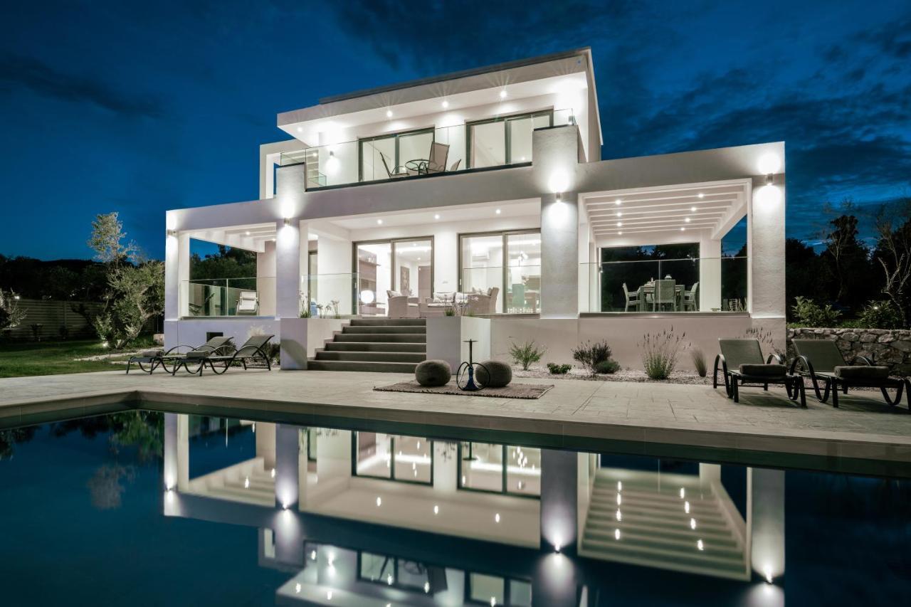 Valentino Luxury Villa Plános エクステリア 写真